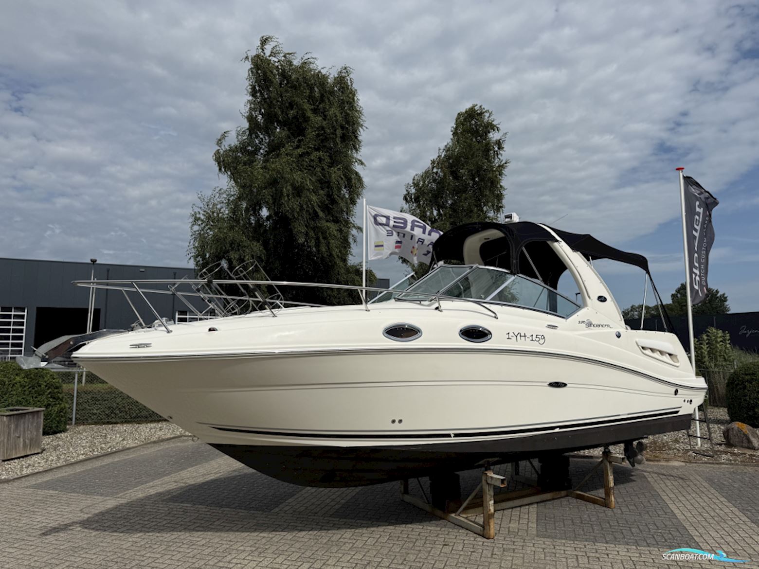 Searay Sundancer 275 Motorbåd 2006, med Mercruiser motor, Holland