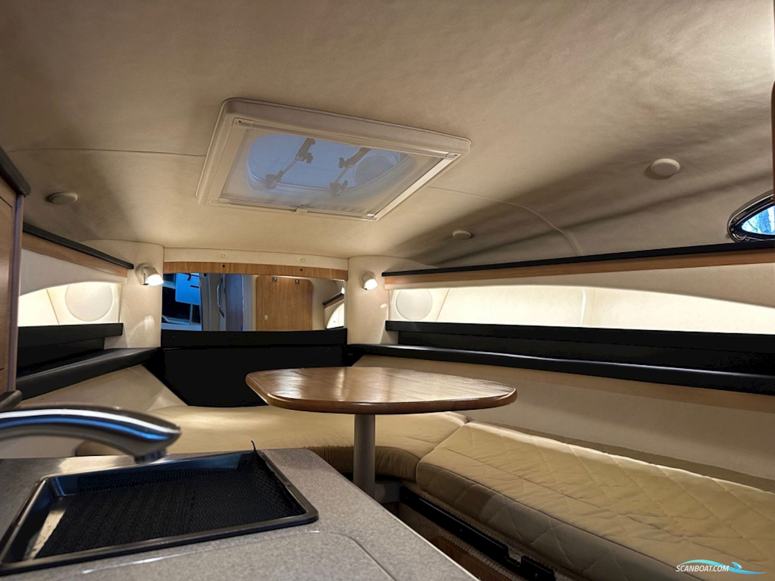 Searay Sundancer 275