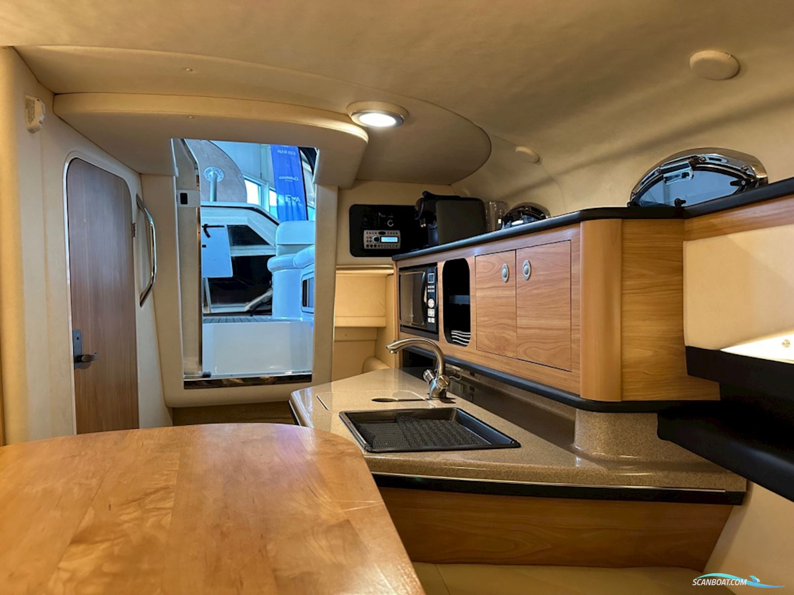 Searay Sundancer 275