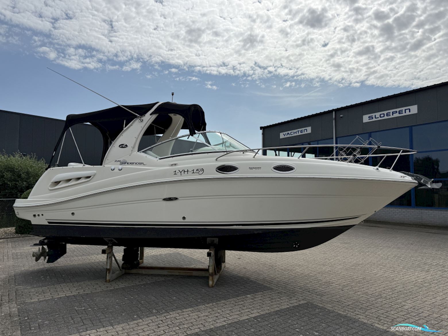 Searay Sundancer 275