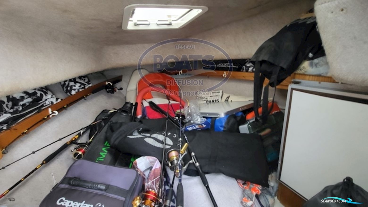 Seaswirl Striper 2600 OB