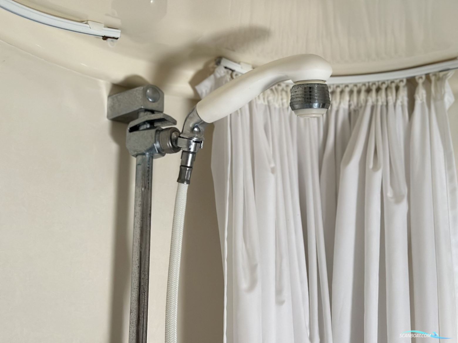 Sessa 35 Oyster