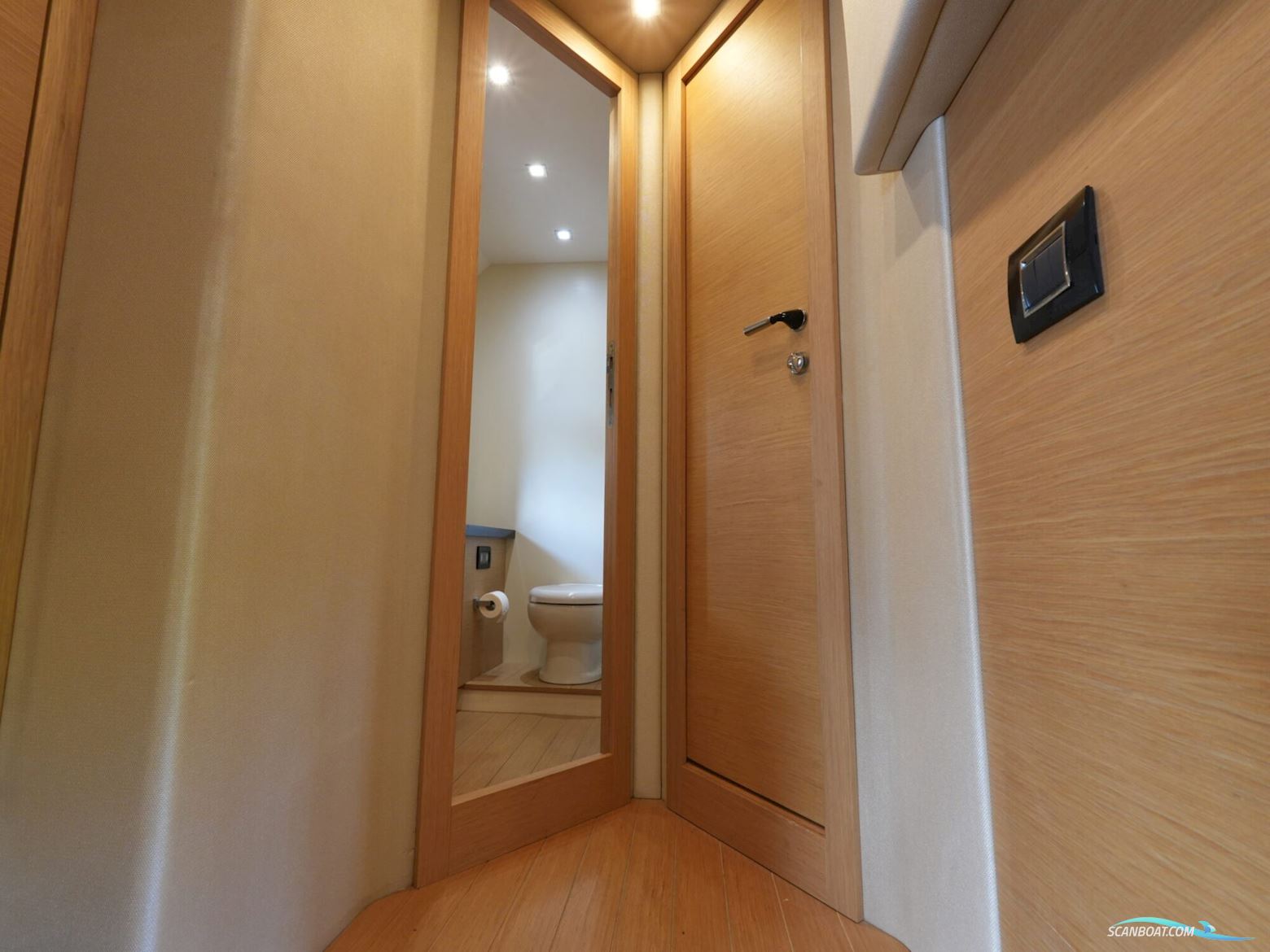 Sessa C46 HT IPS