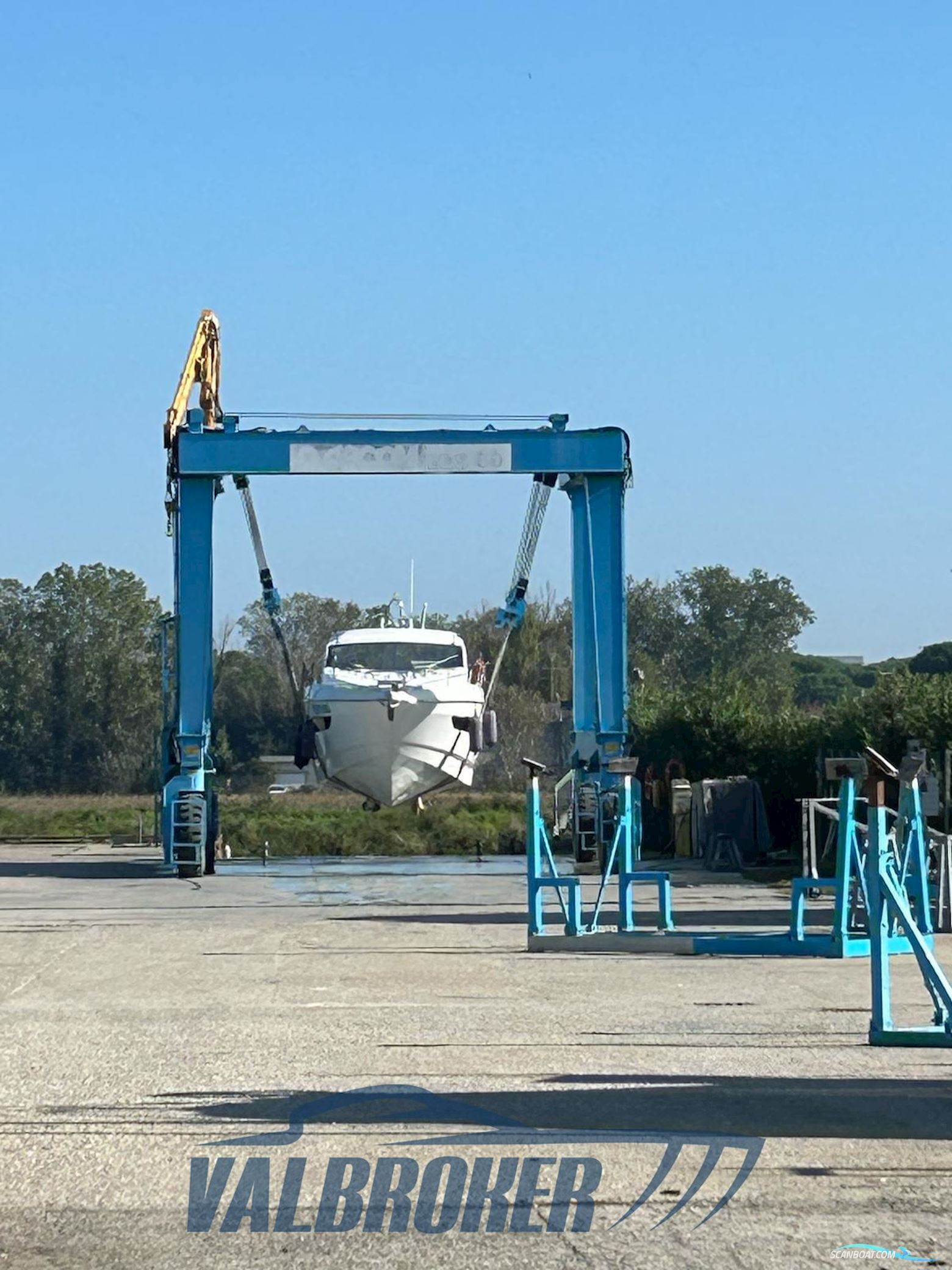 Sessa Marine C3X - Hard top