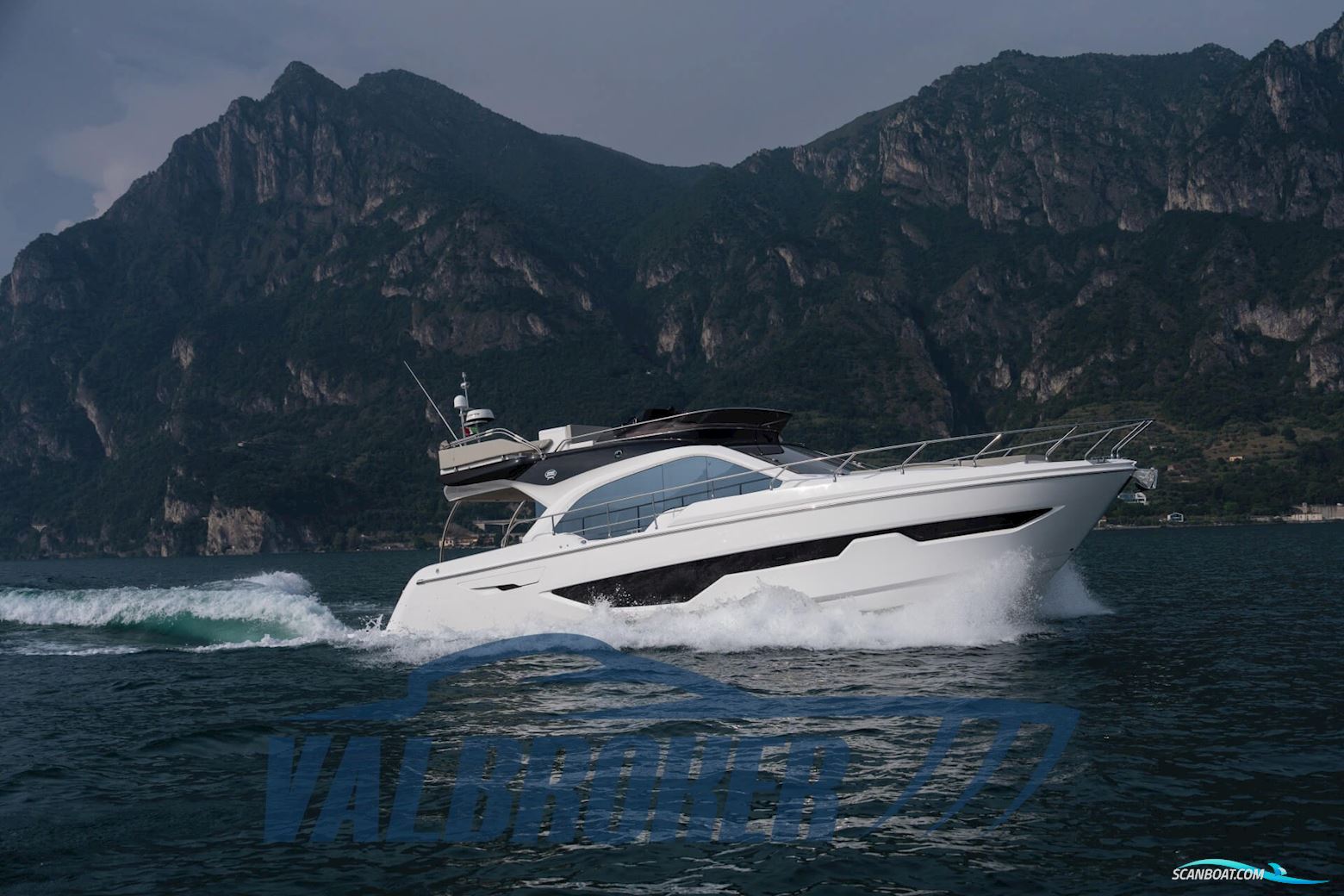 Sessa Marine F 48 Motorbåd 2025, med Volvo Penta D11 IPS motor, Kroatien
