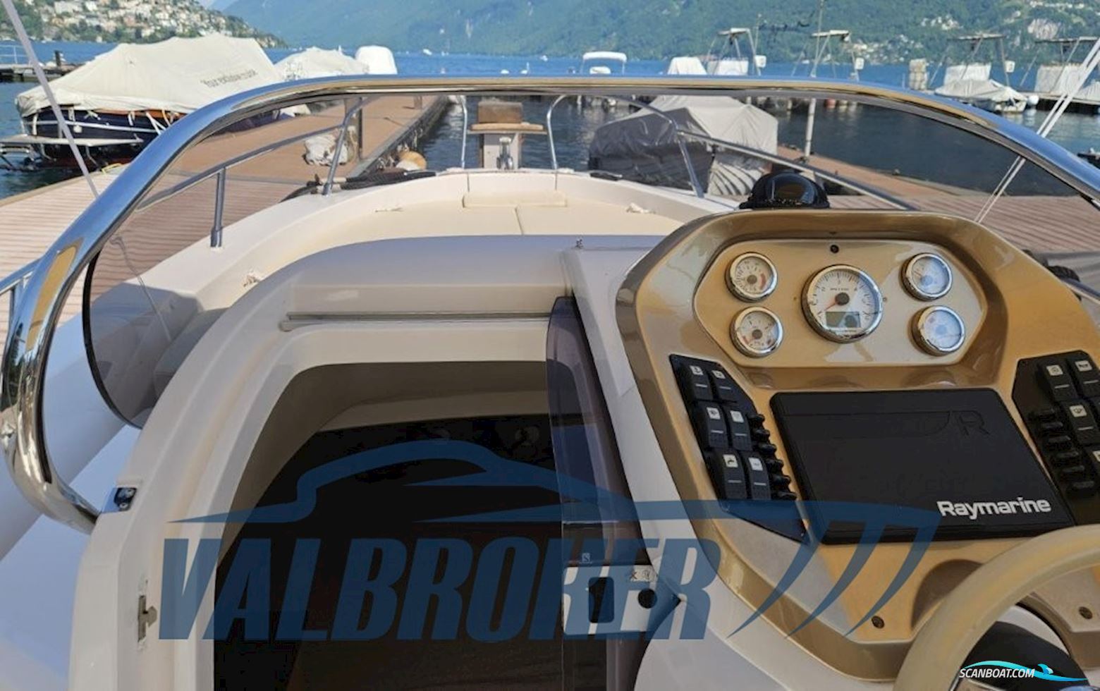 Sessa Marine Key Largo 24