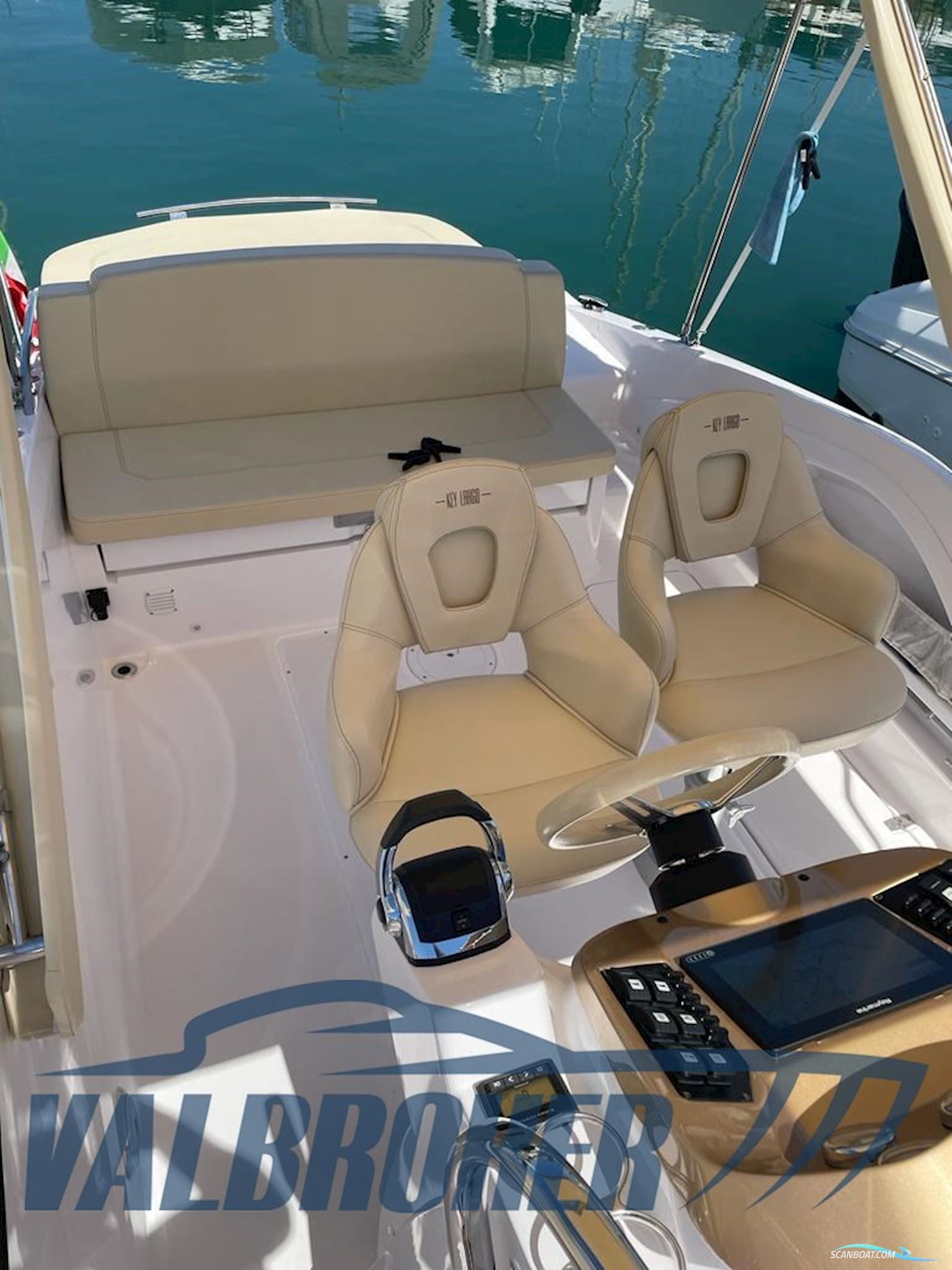 Sessa Marine Key Largo 24