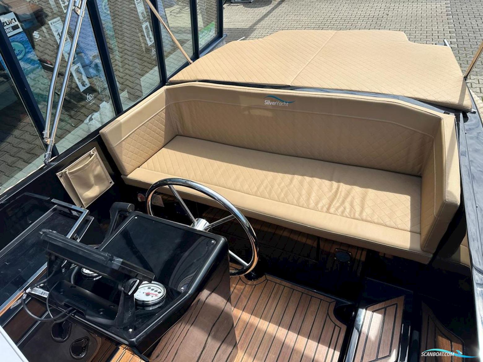 Silver-Yacht 655 Tender