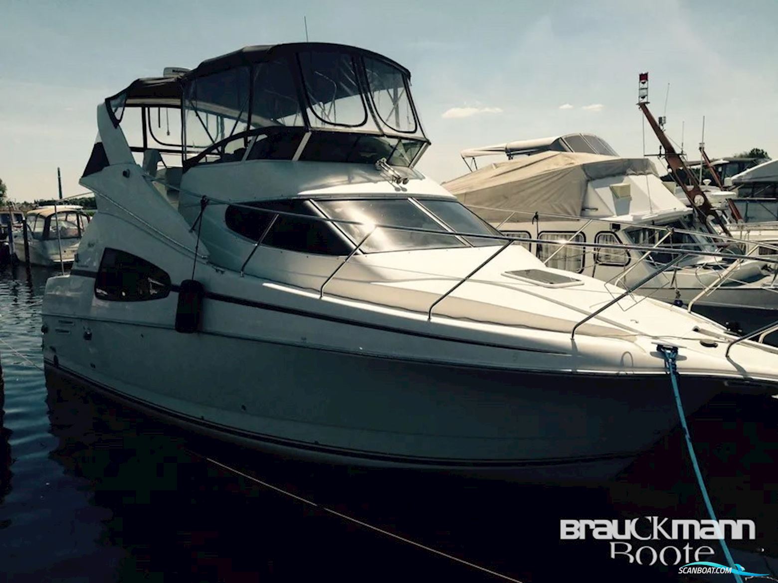 Silverton Marine 330 Sport Bridge Motorbåd 2005, med Crusader motor, Tyskland