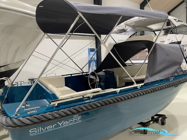 Silveryacht