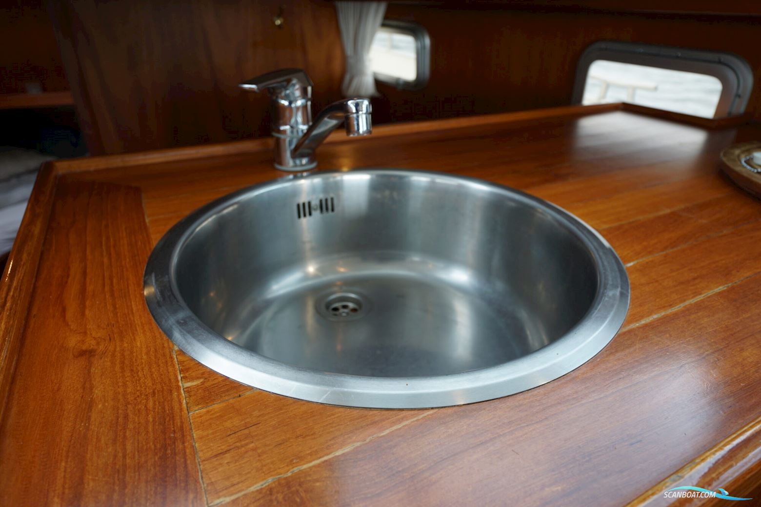 SK Kotter 12.50 Sedan