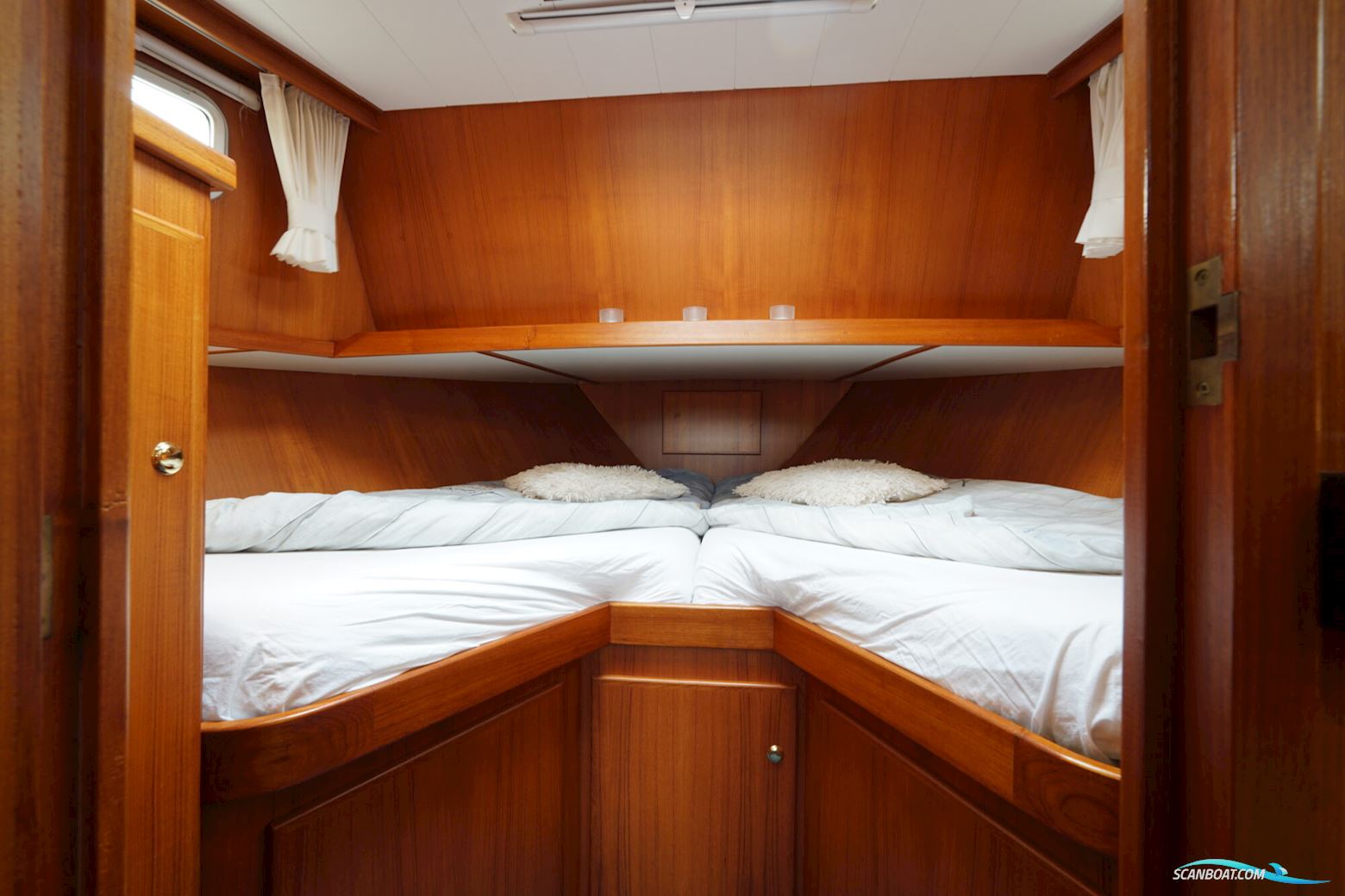 SK Kotter 12.50 Sedan