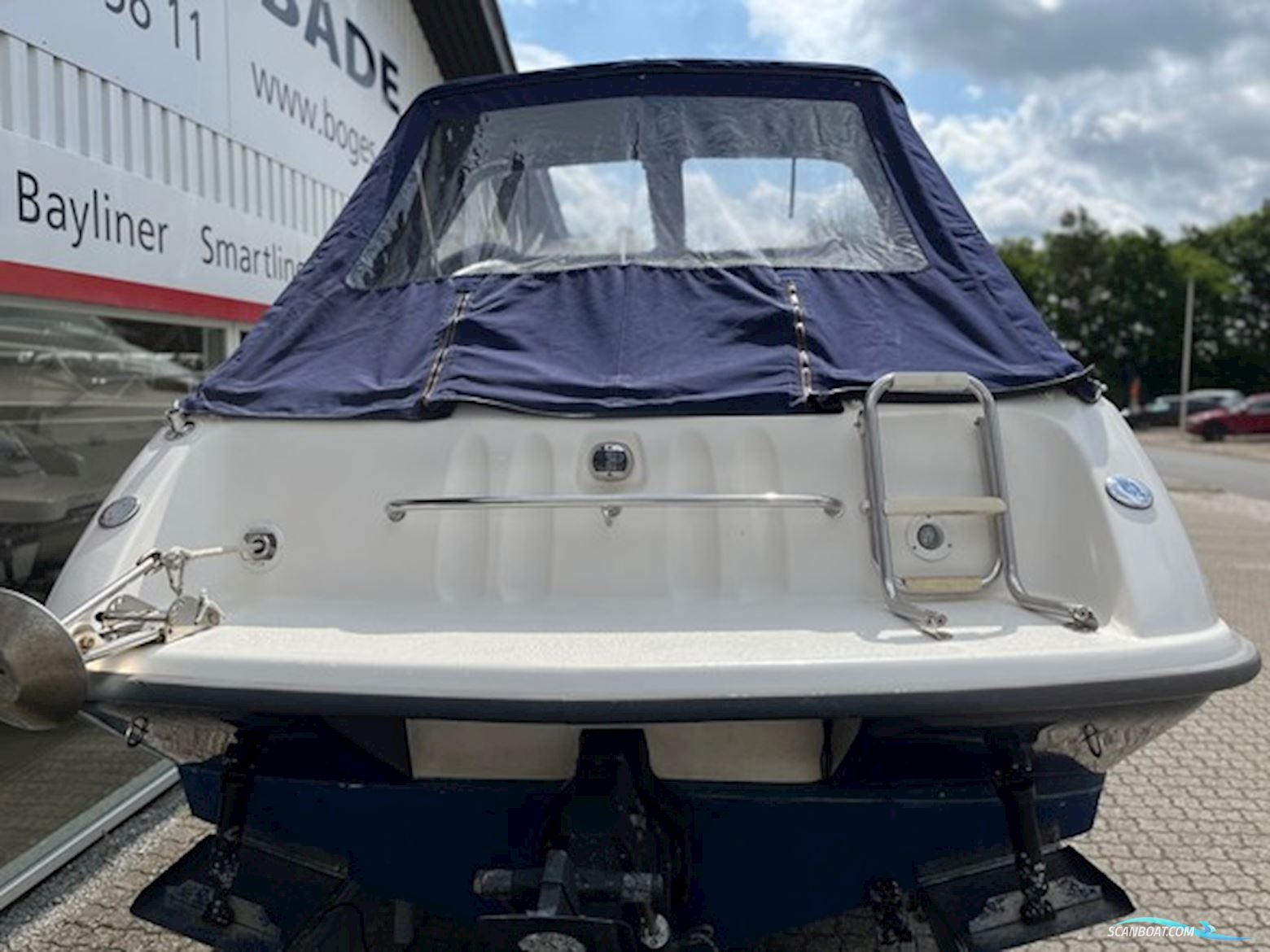 Skibsplast 660 DC Med 120 hk Mercruiser/Cummins Tdi Diesel og 2022 Trailer 1800 kg - Engros Salg