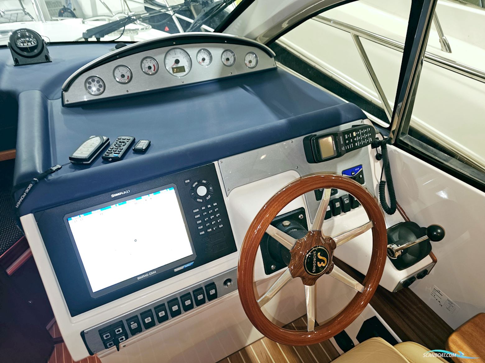 Skorgenes 335 Sonic Volvo Penta D6-370