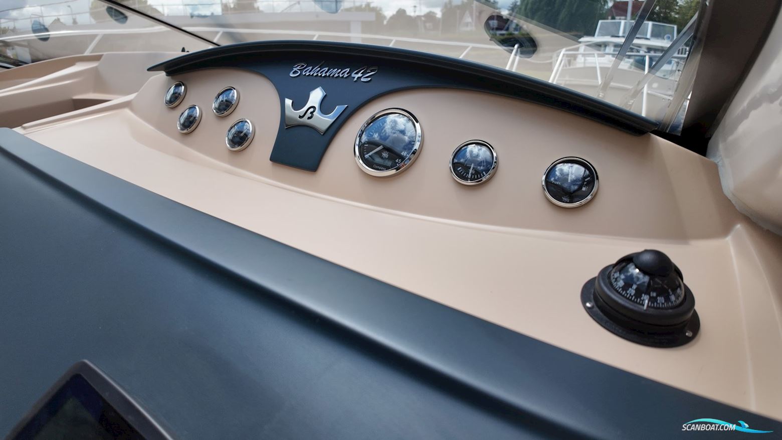 Skorgenes Bahama 42