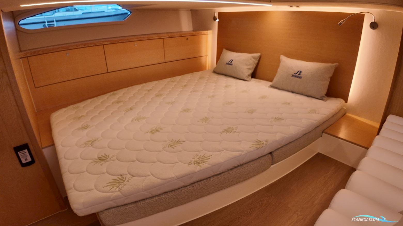 Skorgenes Bahama 42