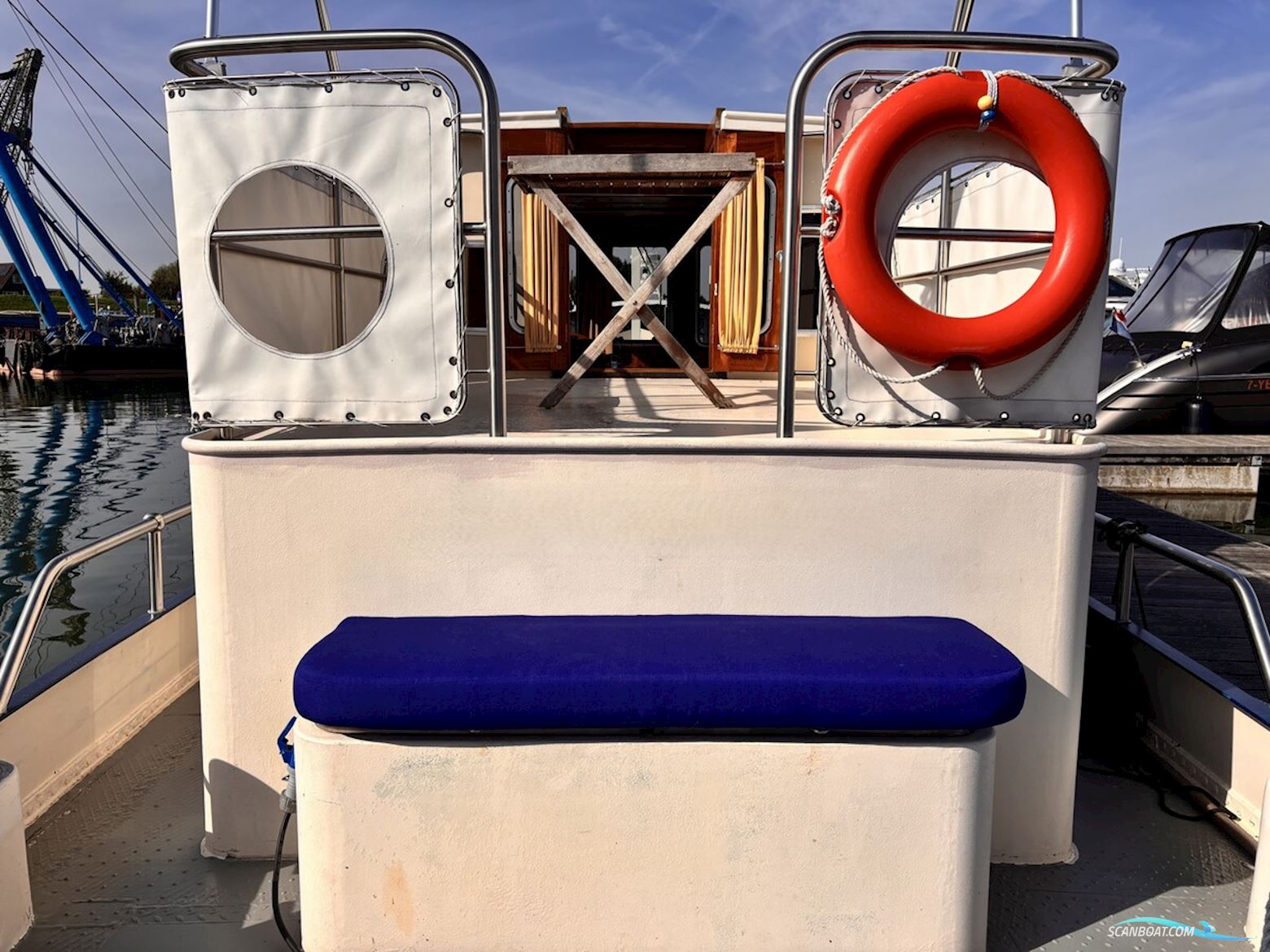 Sleepboot 13.50