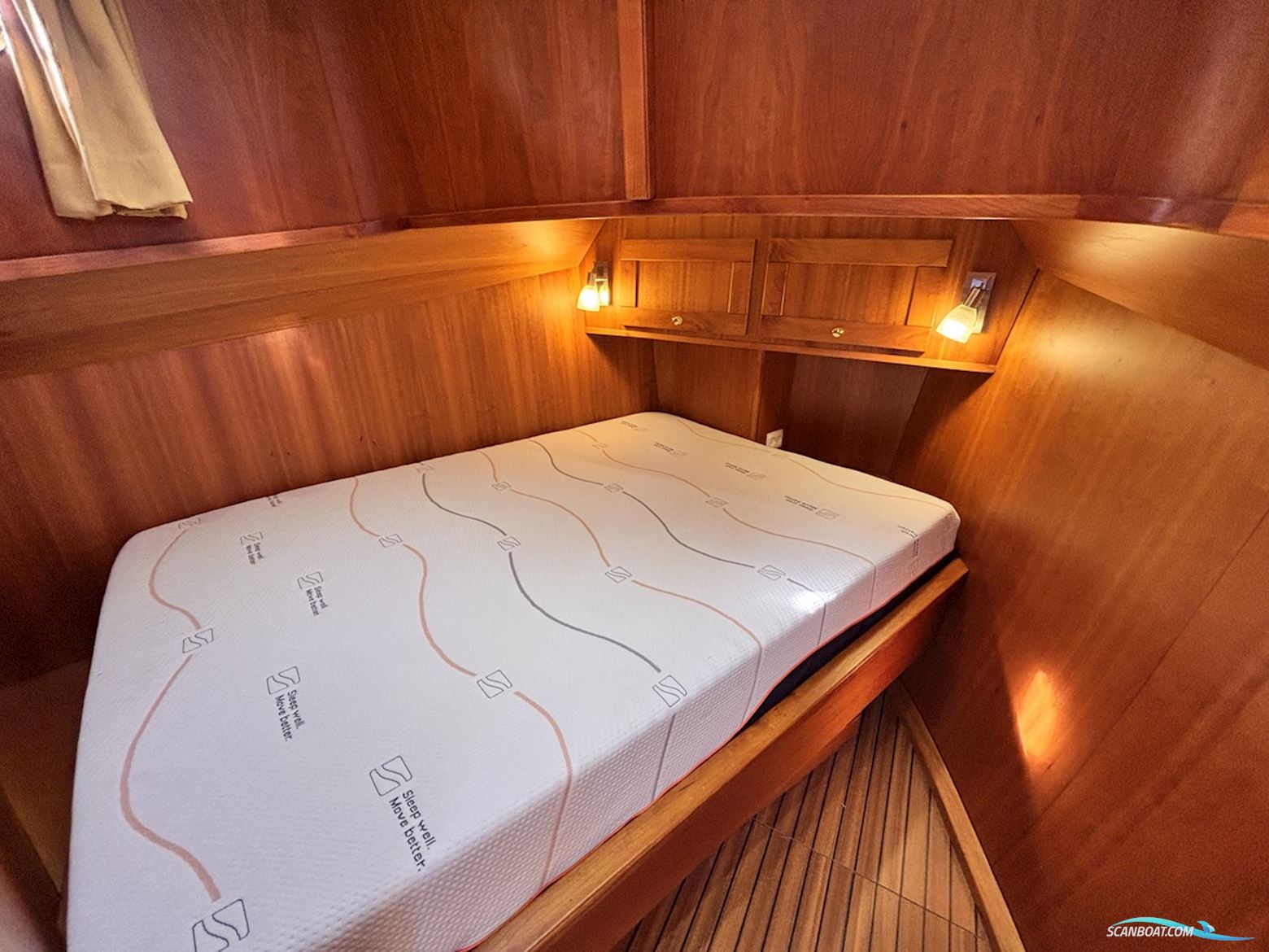Sleepboot 13.50