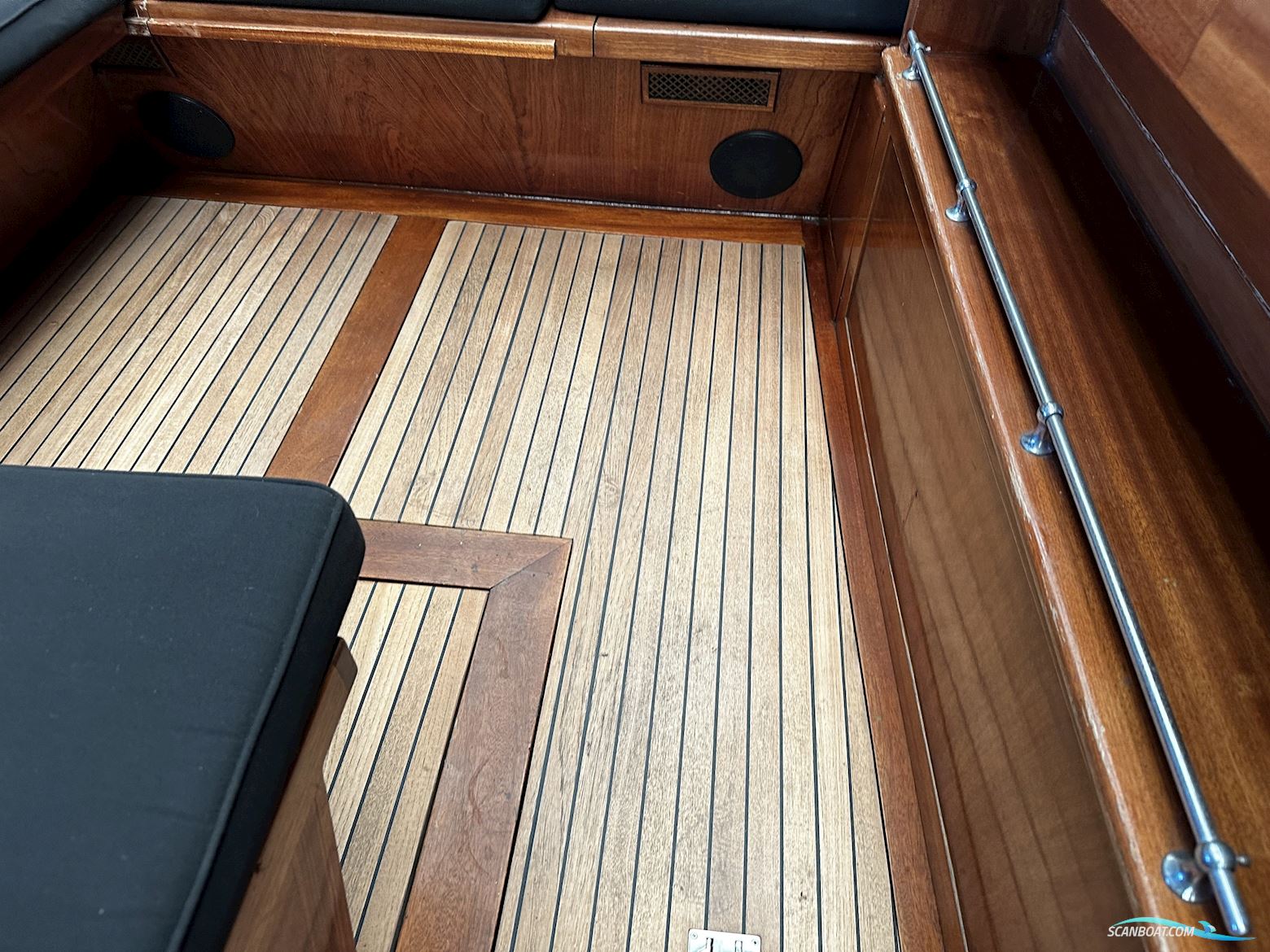 Sloep Barkas Classic 850