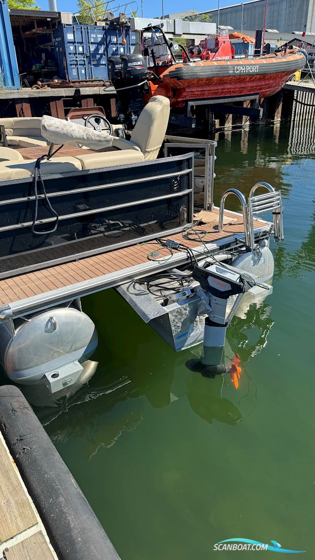 Smartliner ponton partybåd sofa