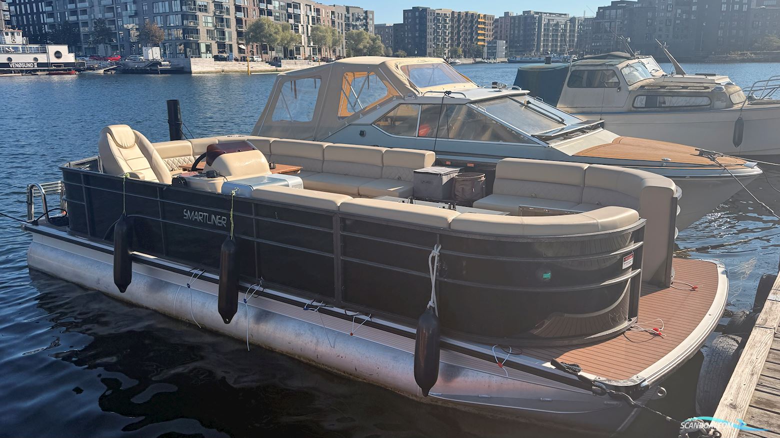 Smartliner ponton partybåd sofa