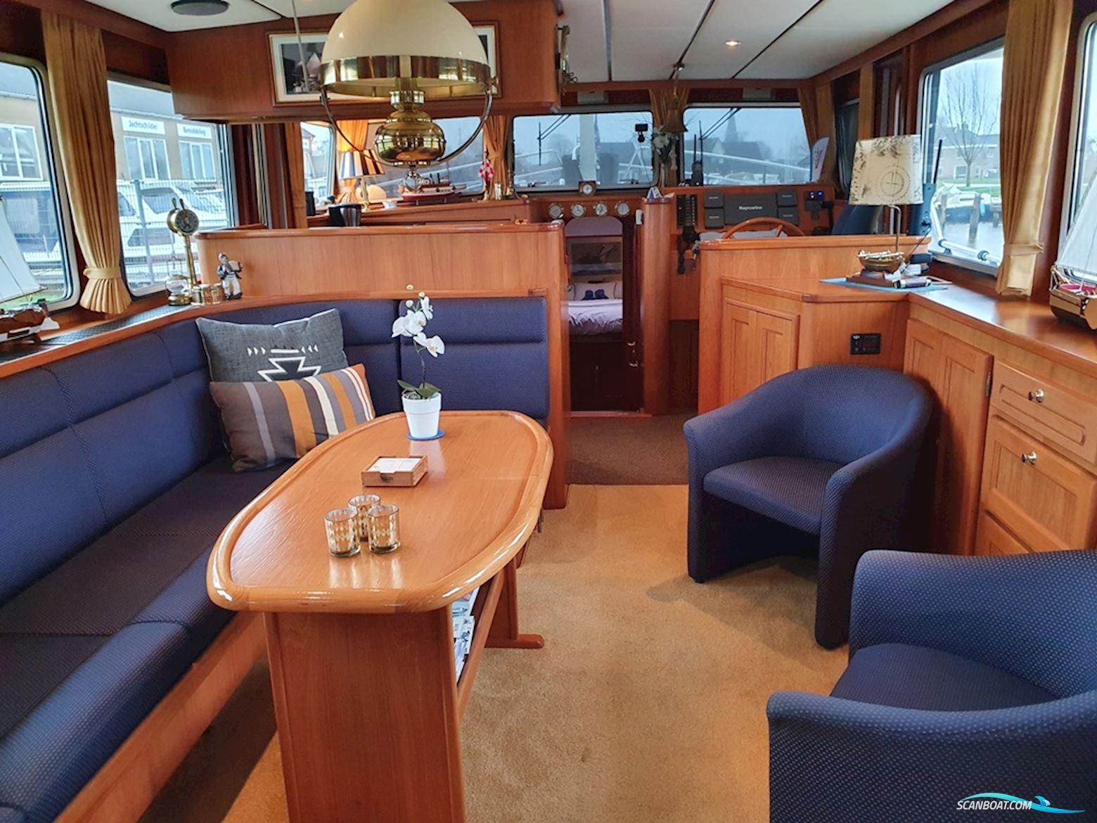 Smelne Salon Vlet 1485