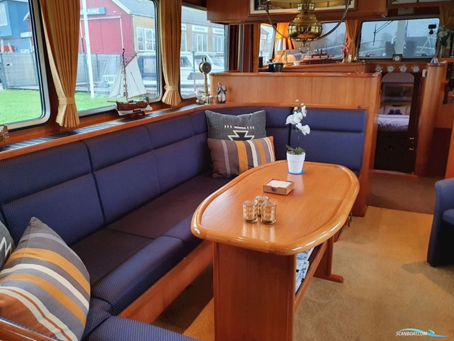 Smelne Salon Vlet 1485