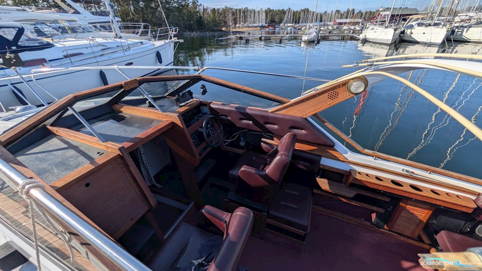 Smuggler 24 Utombordare