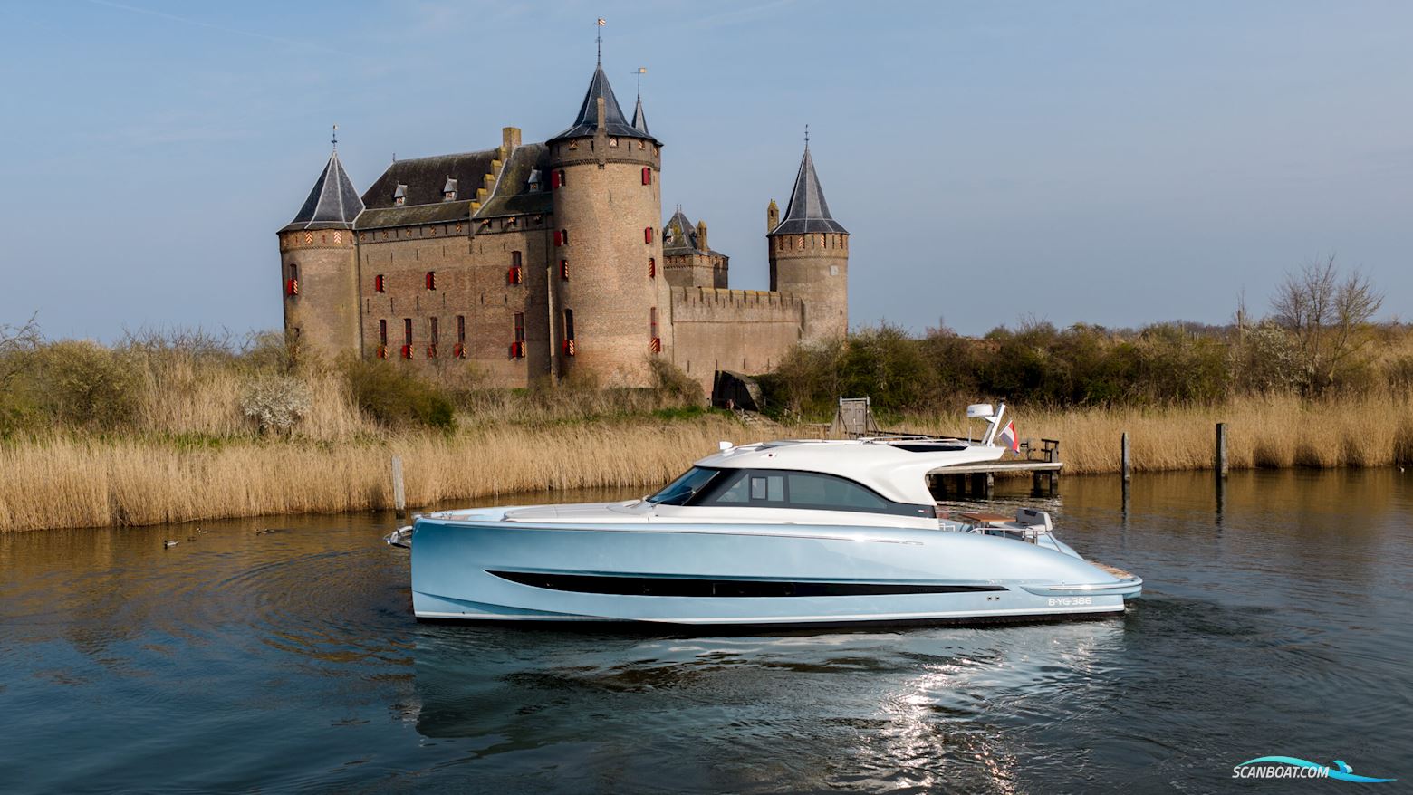 Solaris Power 48 Coupé