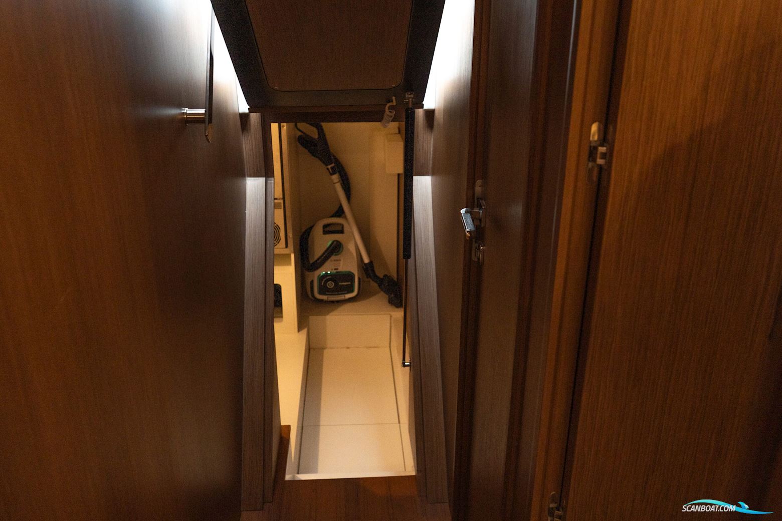 Solaris Power 48 Coupé