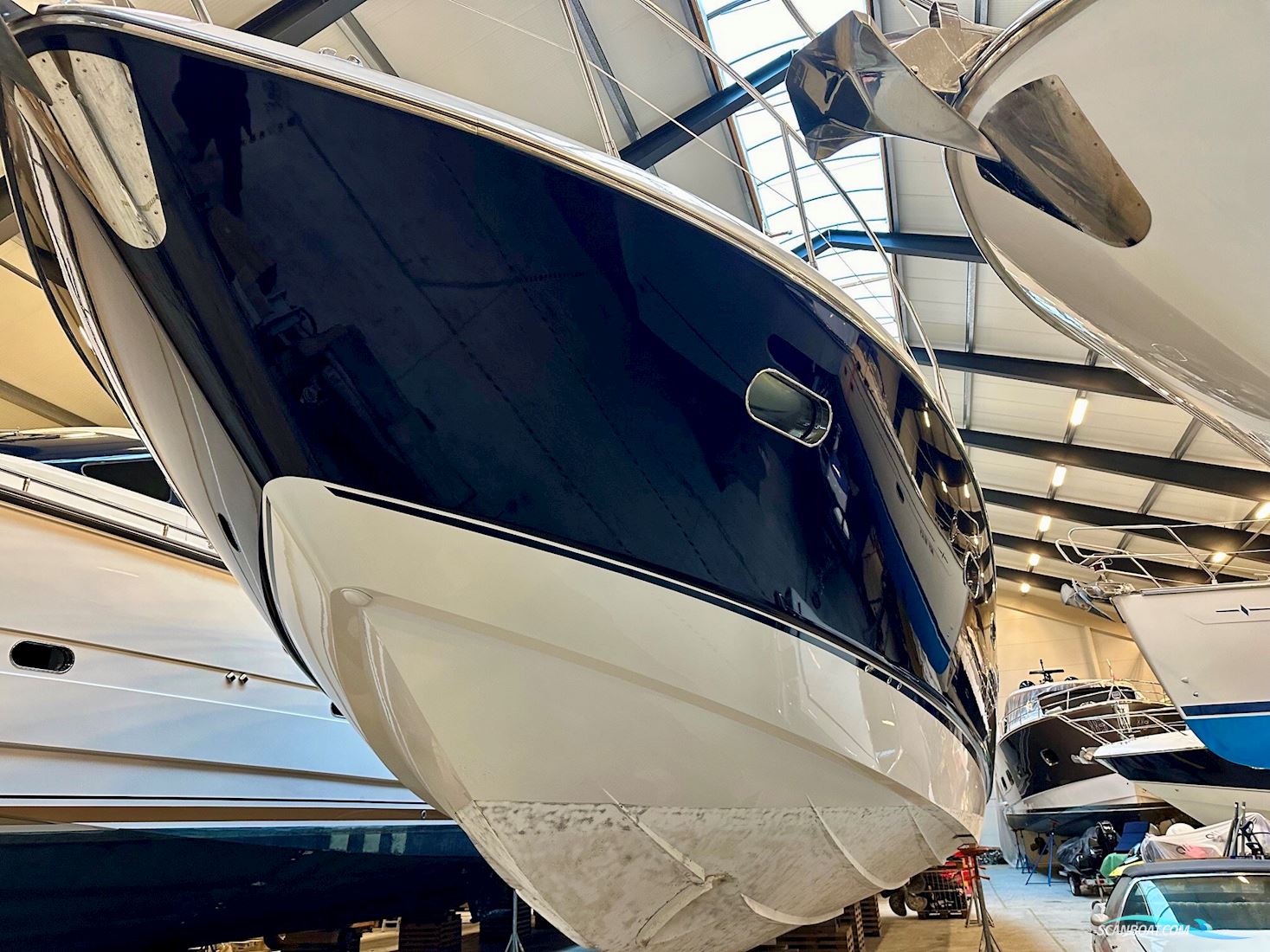 SOLGT Sunseeker Manhattan 70