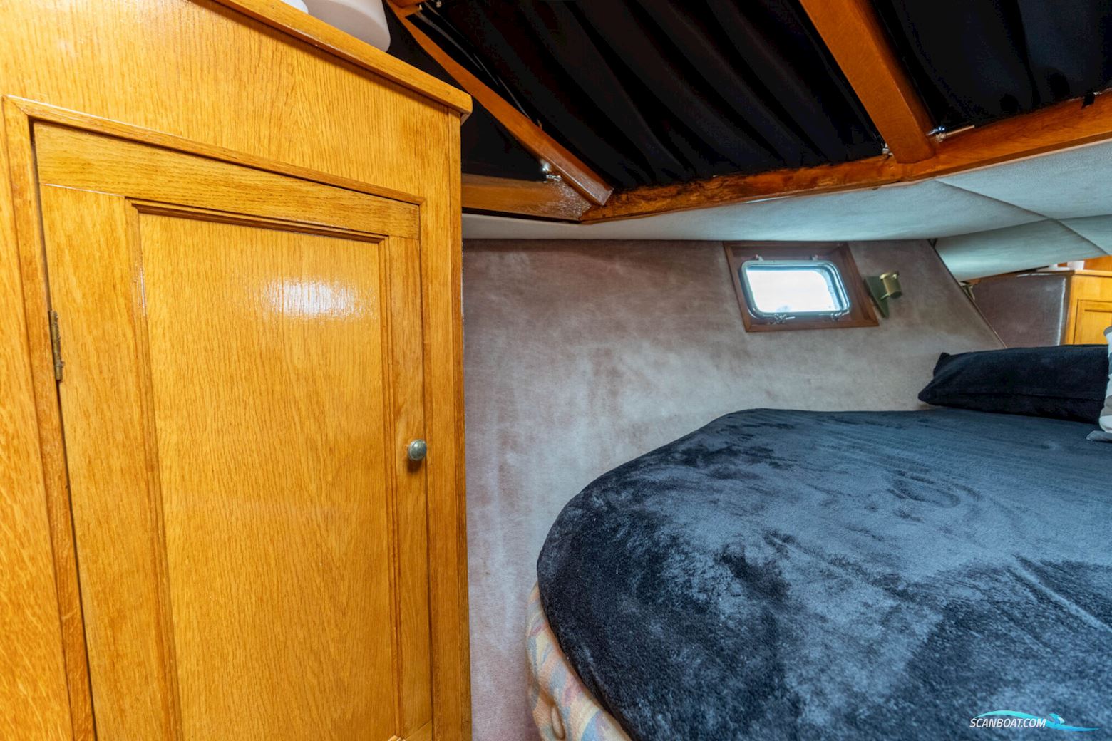 Stadtline 38 OK Spiegeldeur