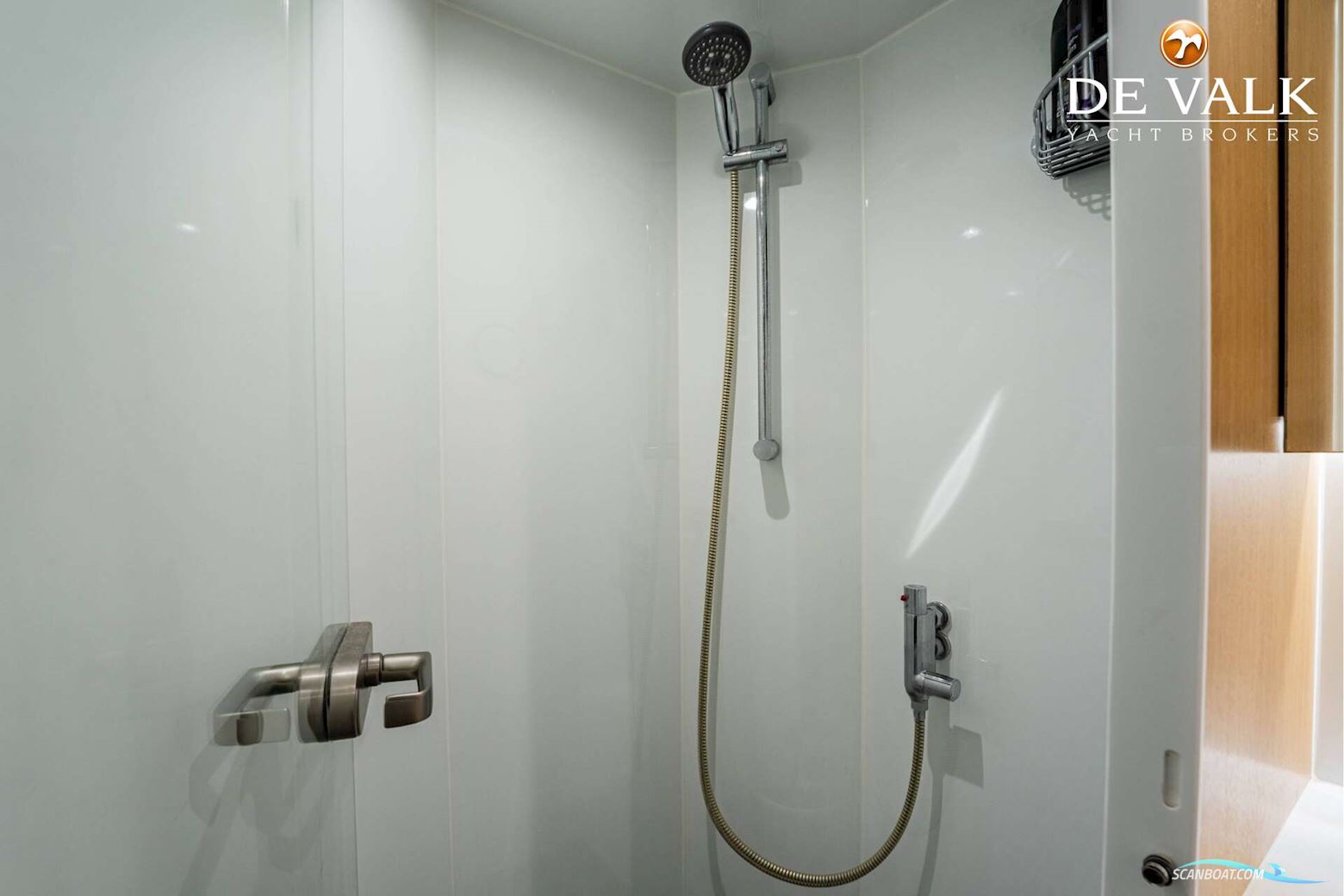 Steeler Explorer 50 Pilothouse