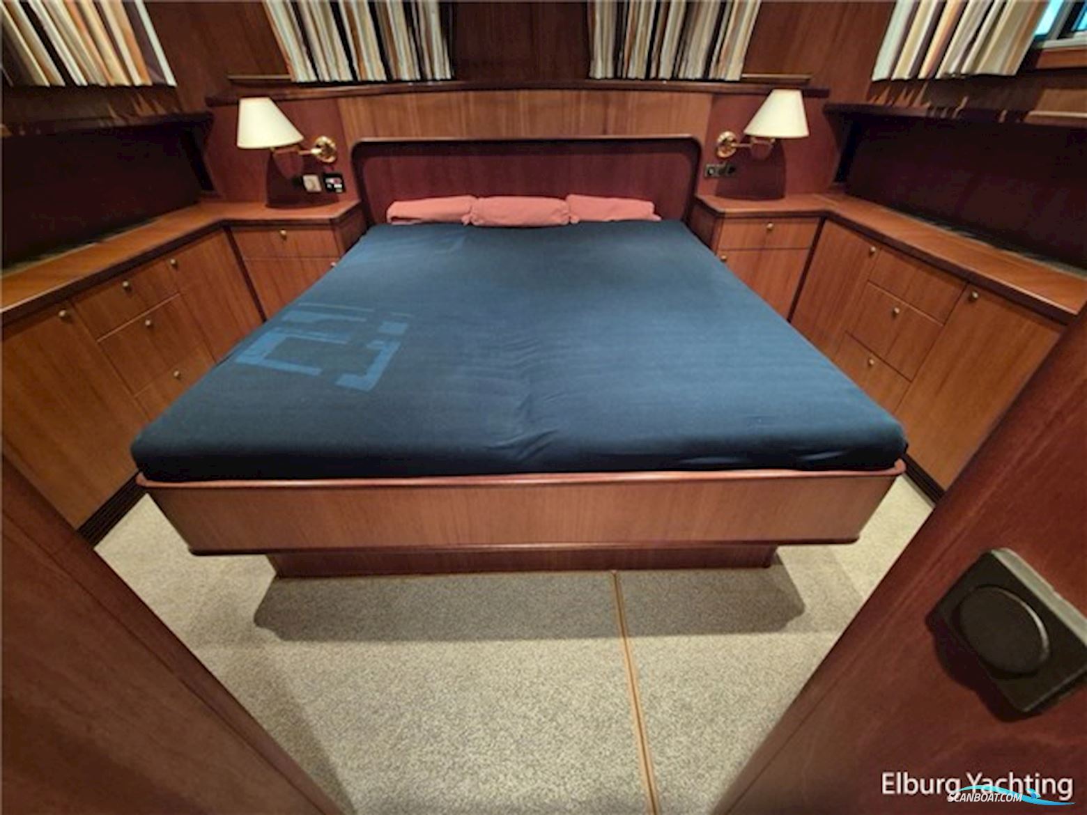 Stentor 1500 Trawler - Stabilizers