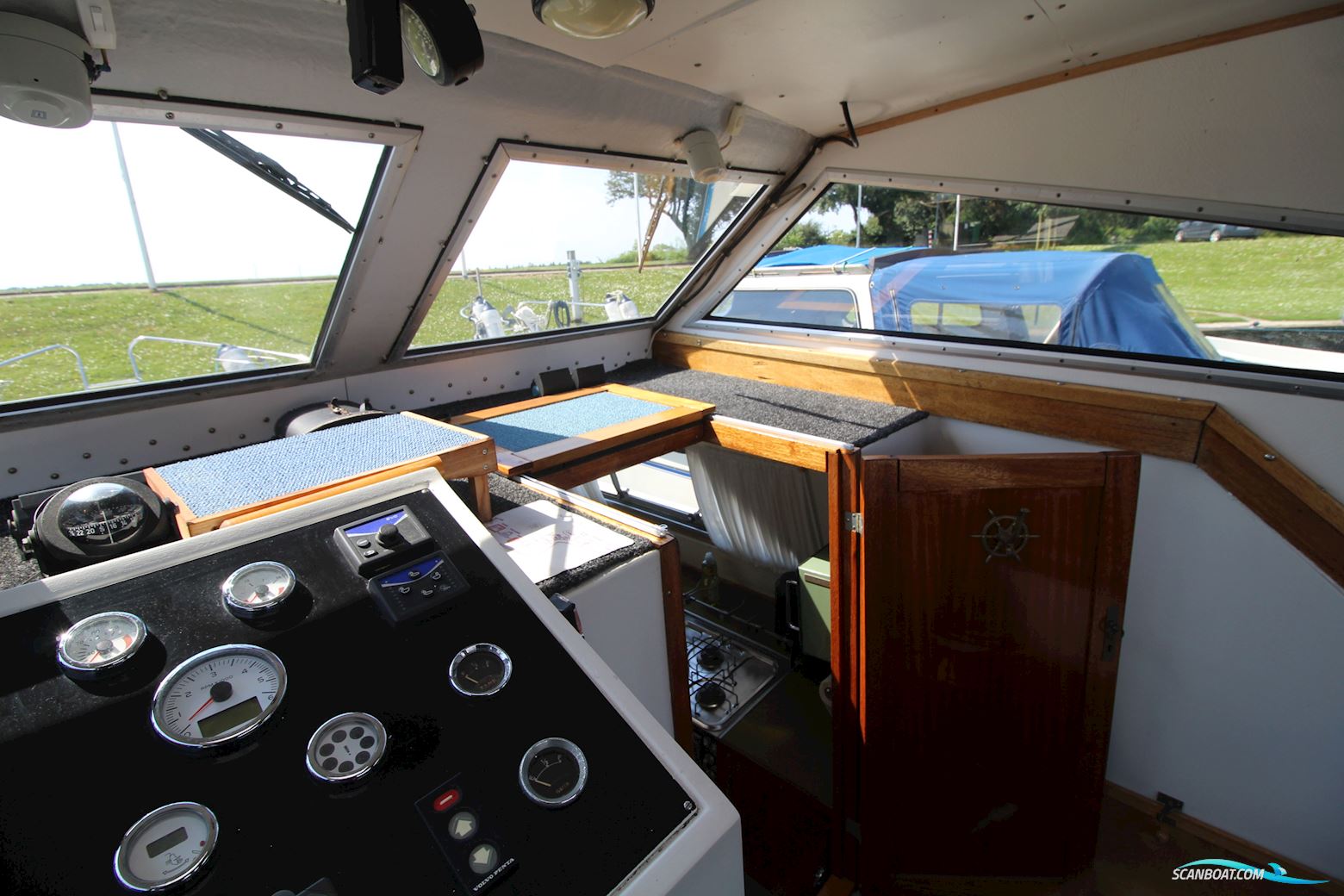 Sterling Sabre 28 New Engine