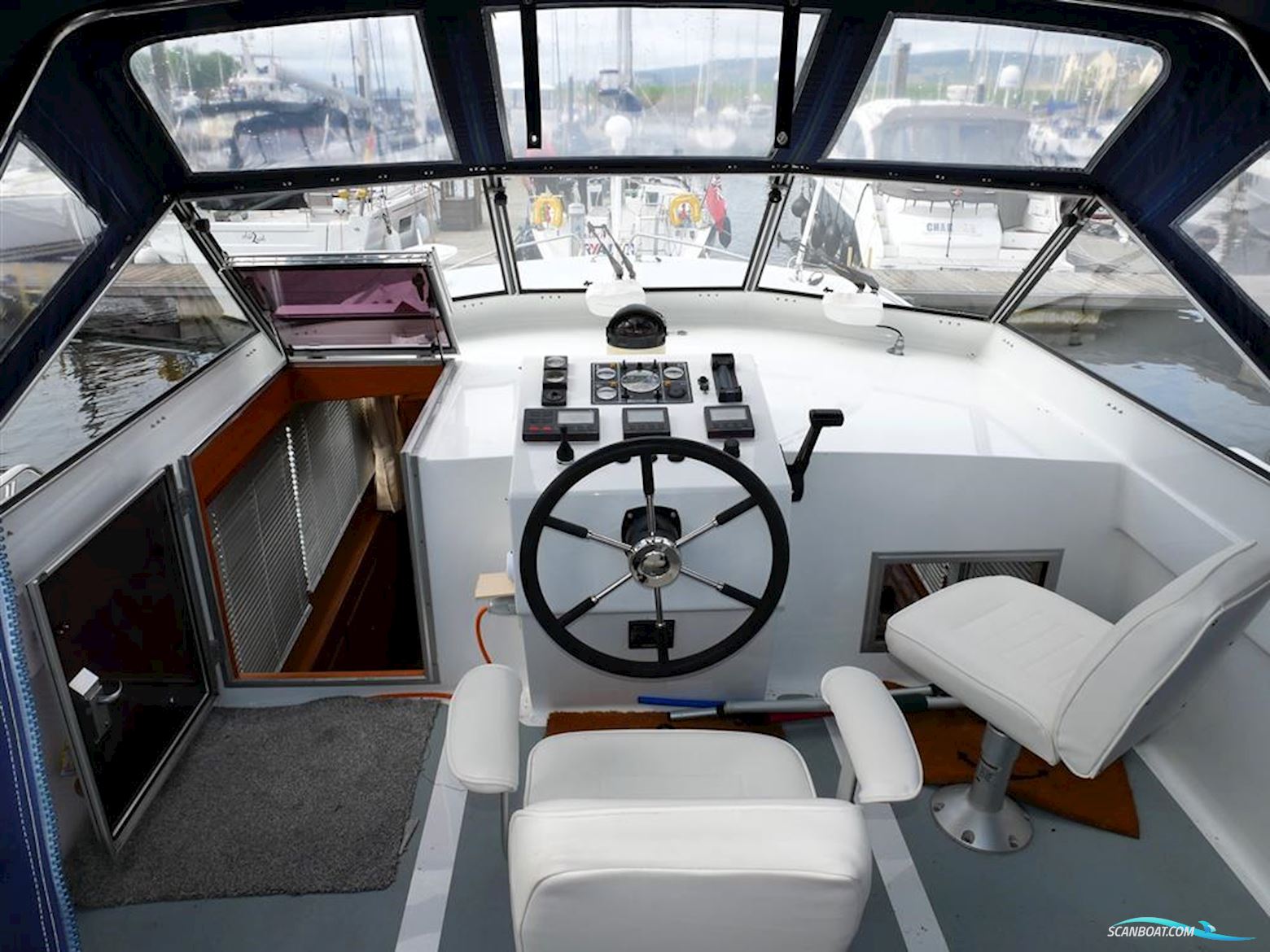 Stevens 1060 Ambassador