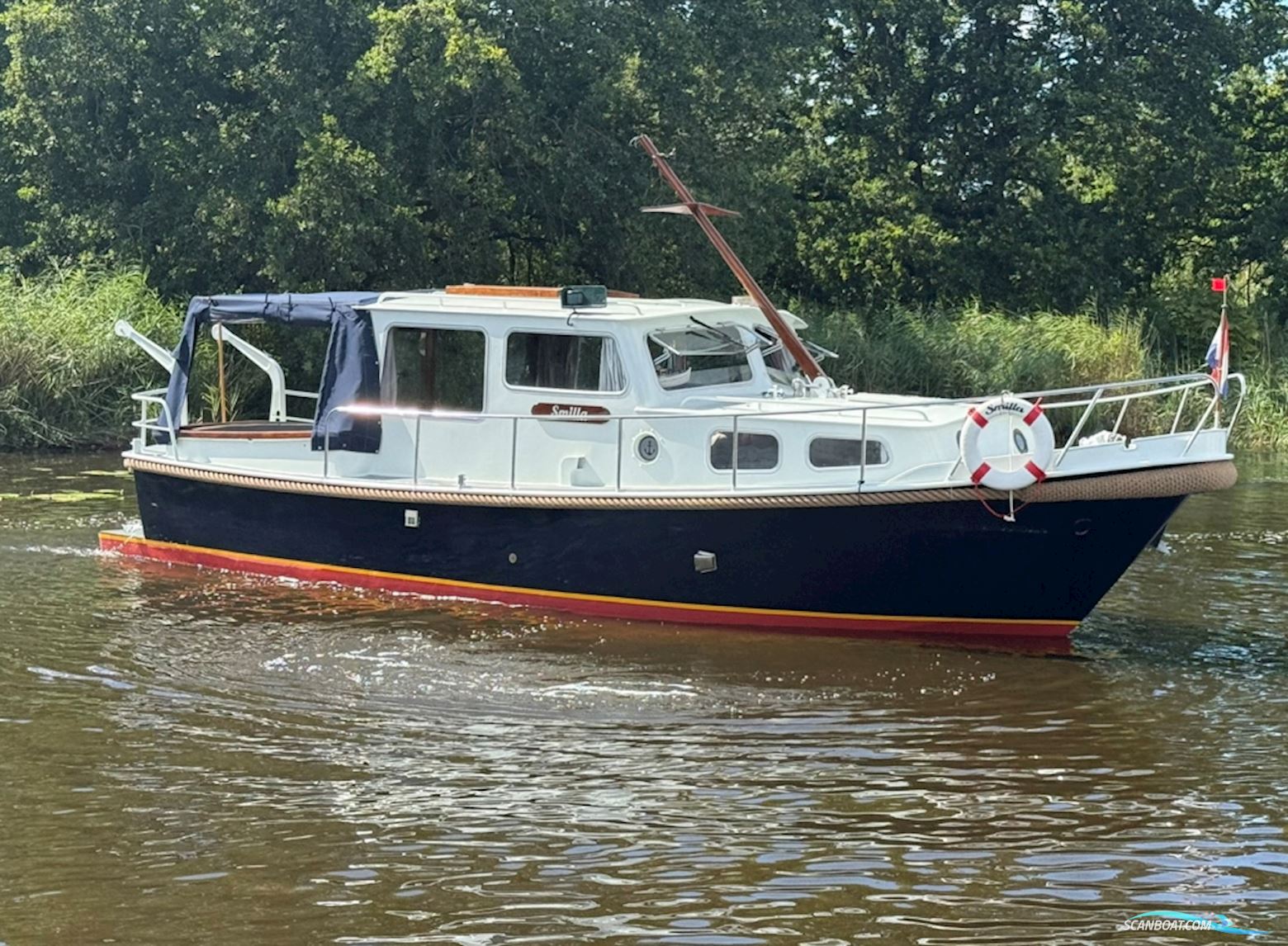 STEVENVLET 900 Motorbåd 1974, med Peugeot  motor, Holland