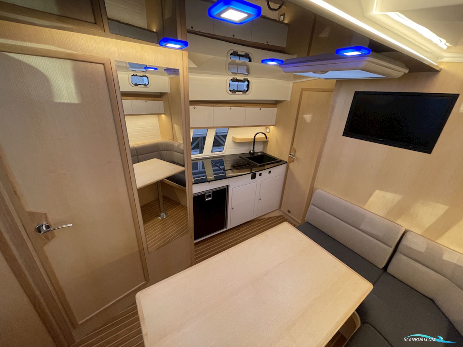 Stillo 30 Bijna als nieuw, luxe uitgerust en direct vaarklaa