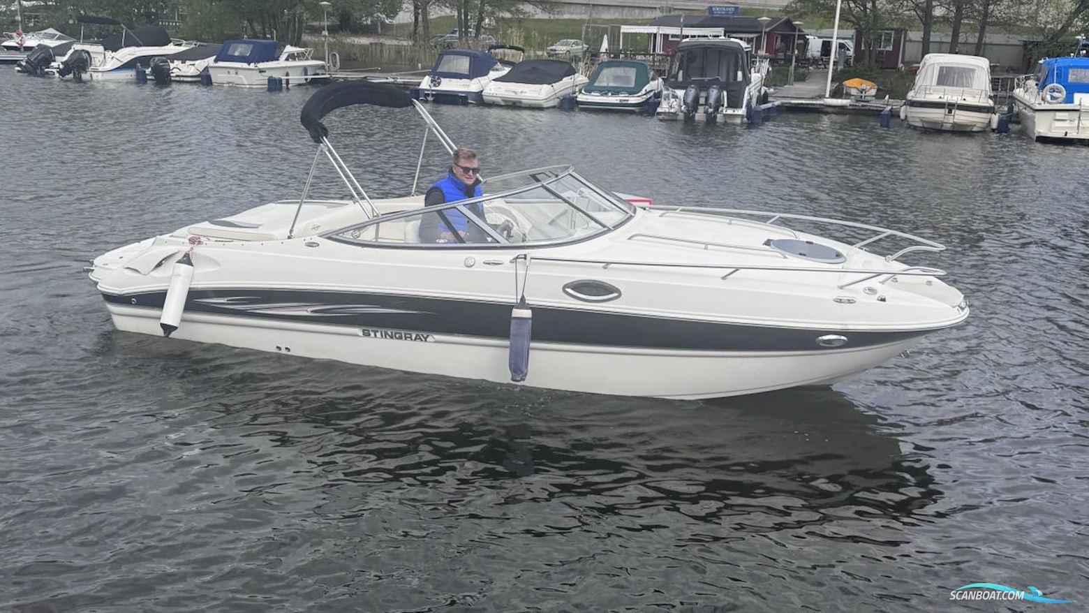 Stingray 235 CR Motorbåd 2010, med Volvo Penta motor, Sverige