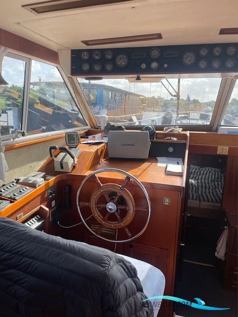 Storebro 36 flybridge