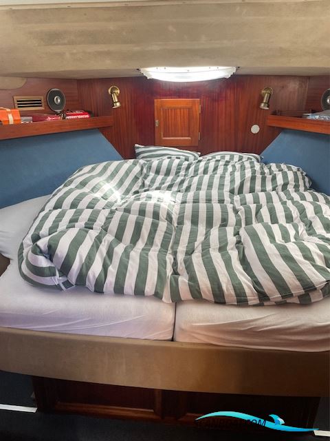 Storebro 36 flybridge