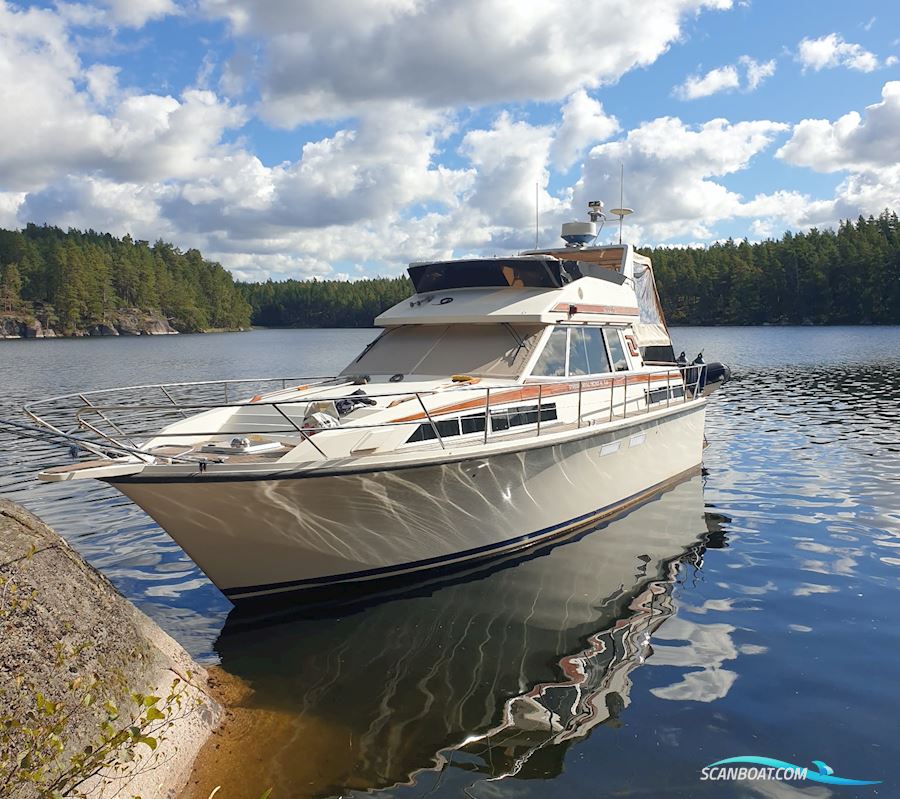 Storebro 40 Baltic Motorbåd 1989, med 2 x Volvo Penta Tamd71 motor, Sverige