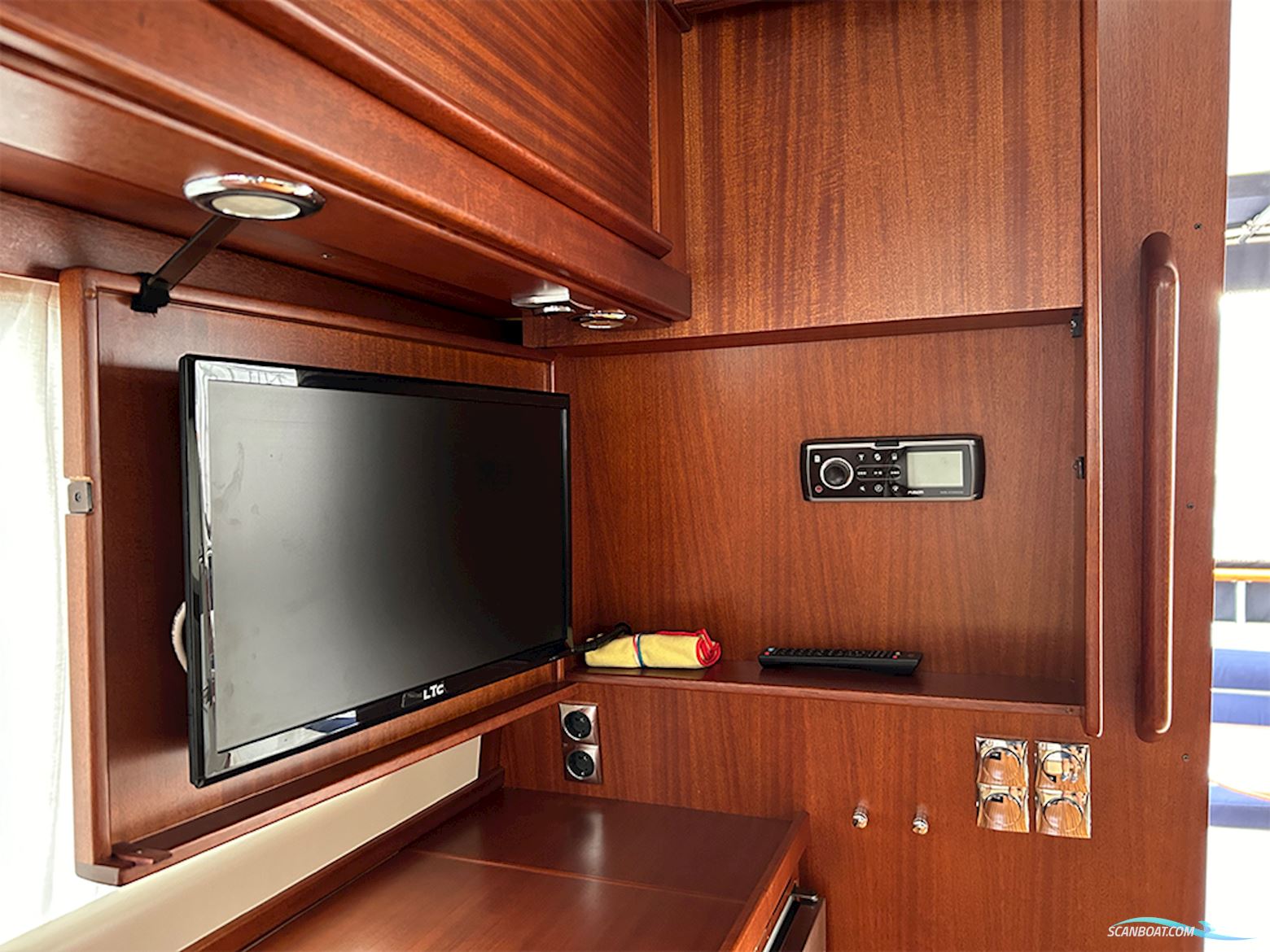 Storebro 435 Commander