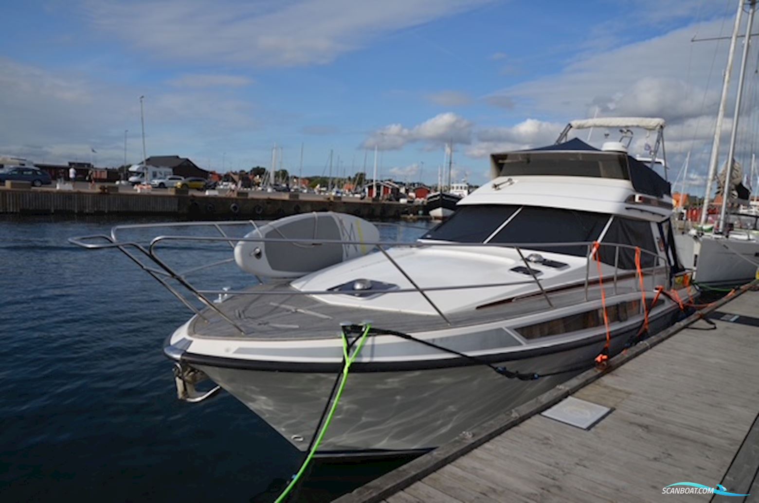 Storebro Royal Cruiser 380 Biscay Motorbåd 1993, med Volvo Penta motor, Sverige
