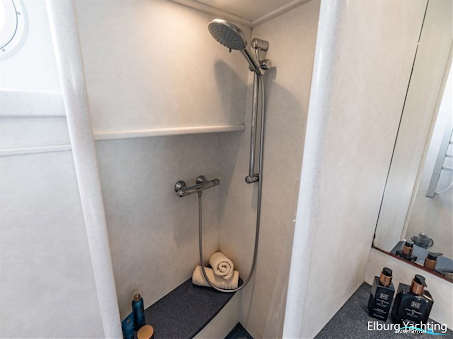 Sturier 480 AC - Vast Stuurhuis - Stabilizers 