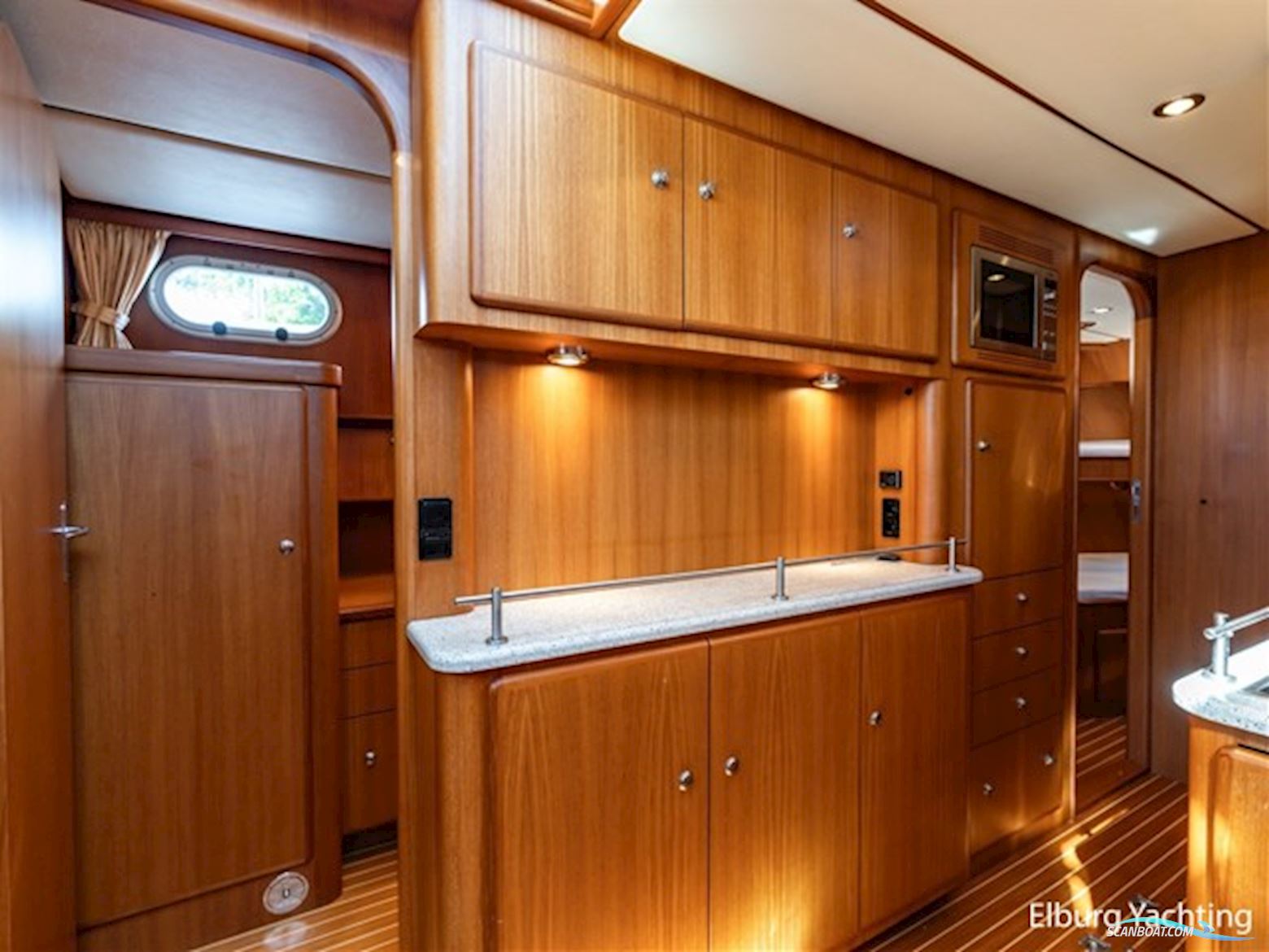 Sturier 480 AC - Vast Stuurhuis - Stabilizers