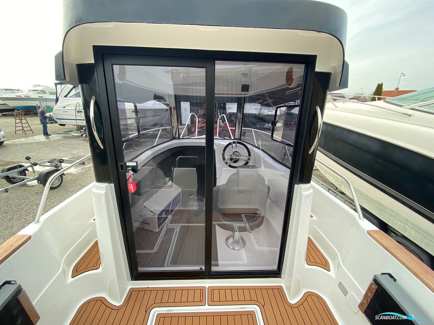 Suncraft 655 Pilothouse