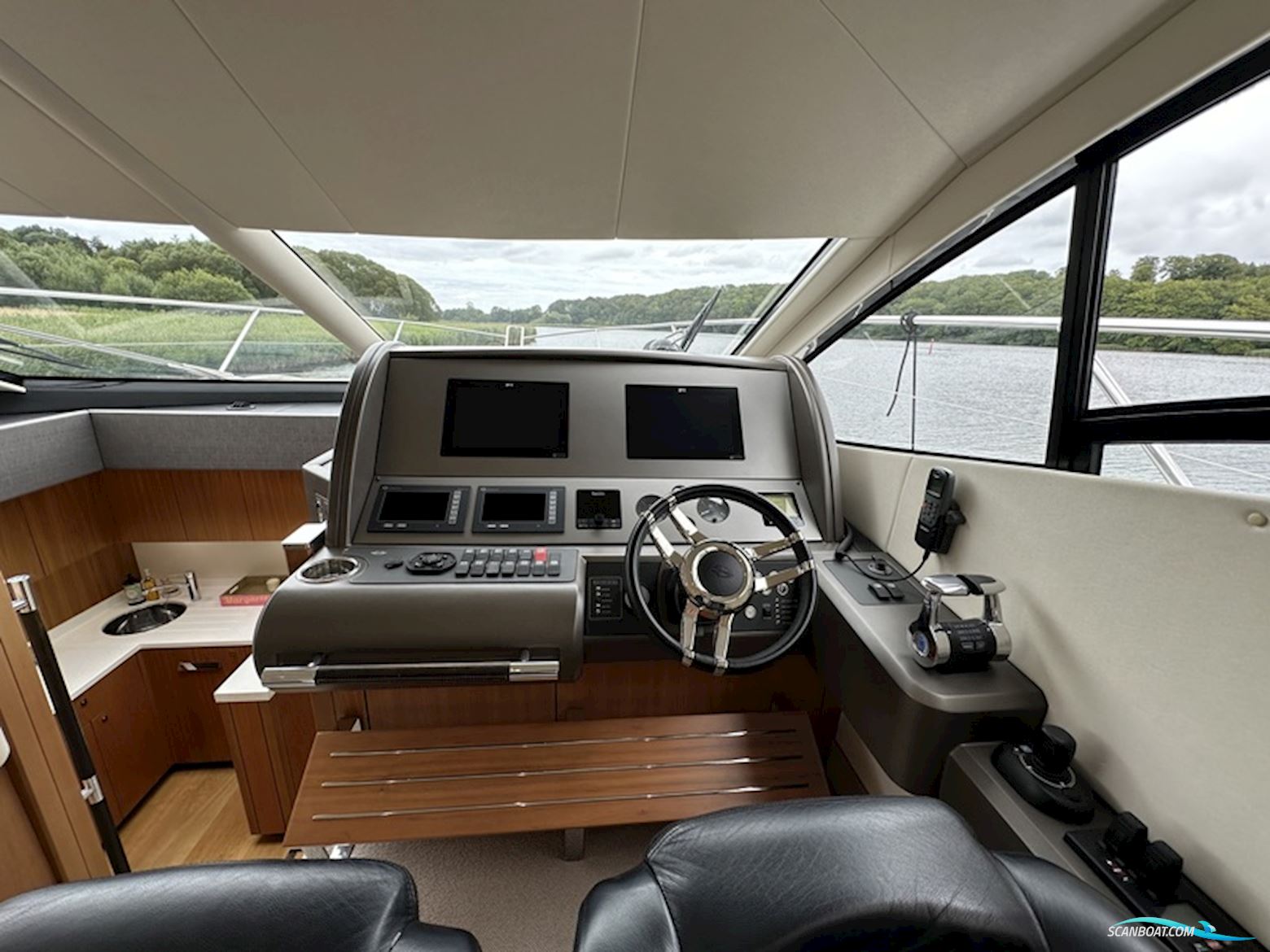 Sunseeker  - Manhattan 53