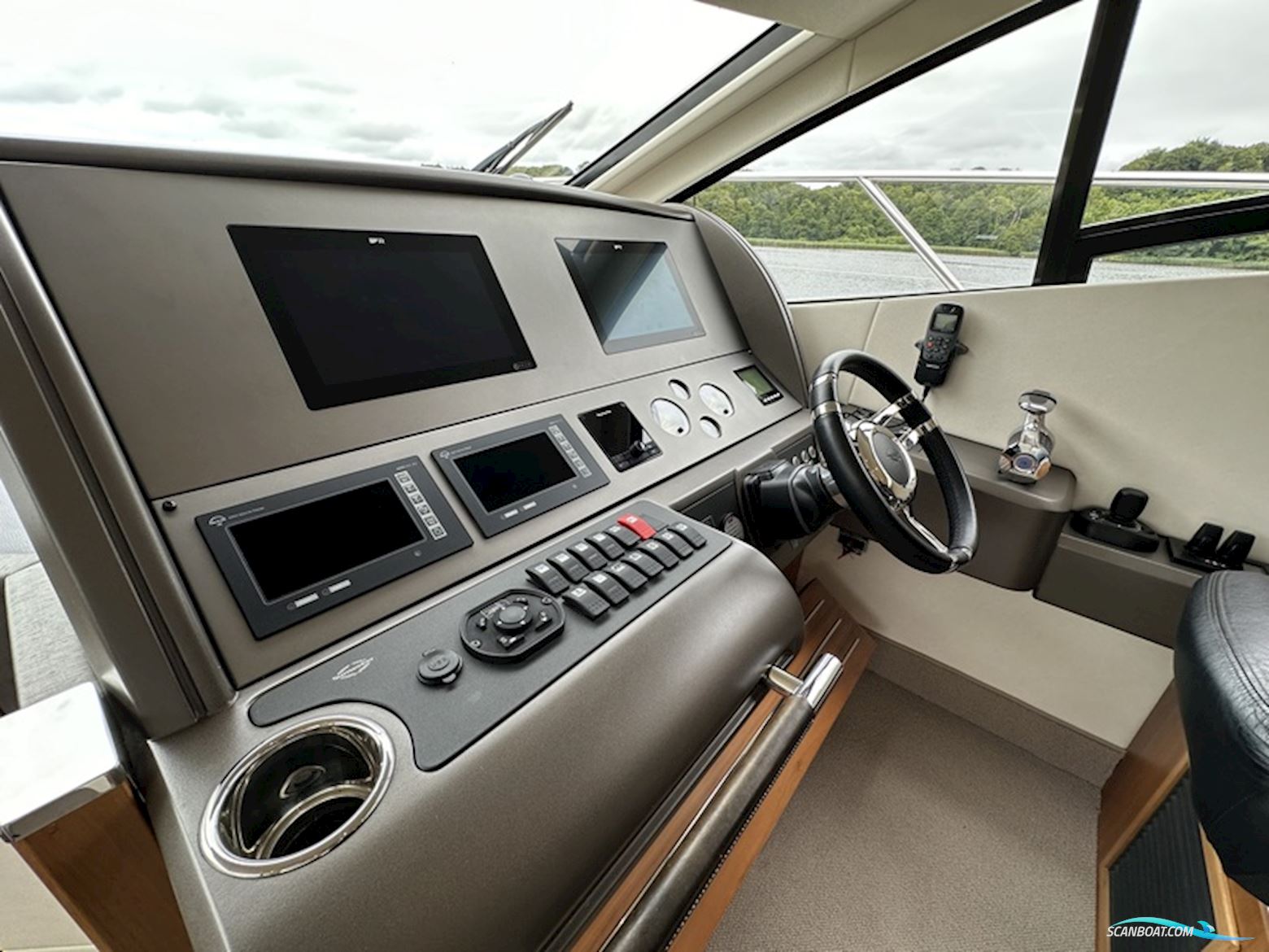 Sunseeker  - Manhattan 53