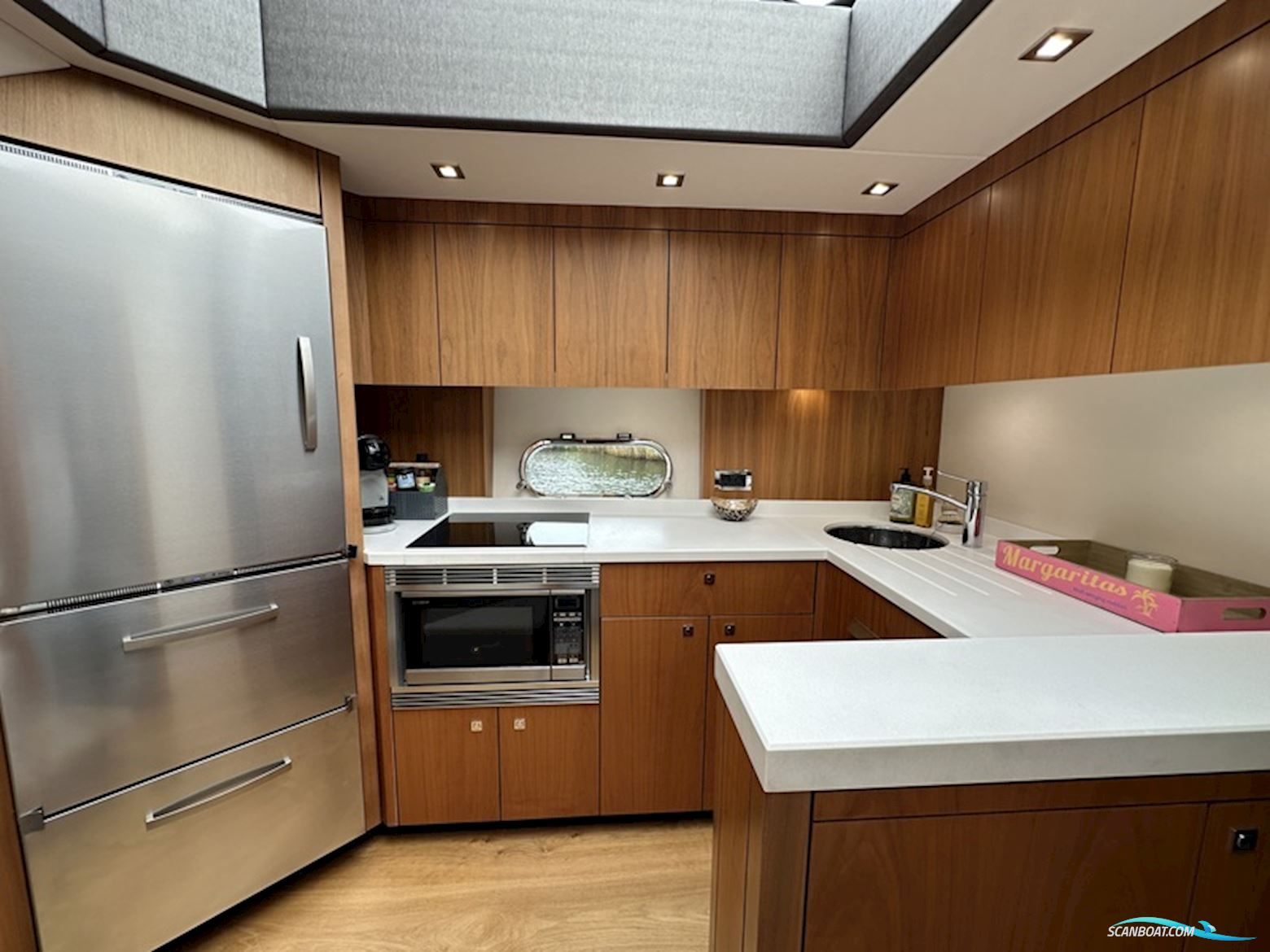 Sunseeker - Manhattan 53